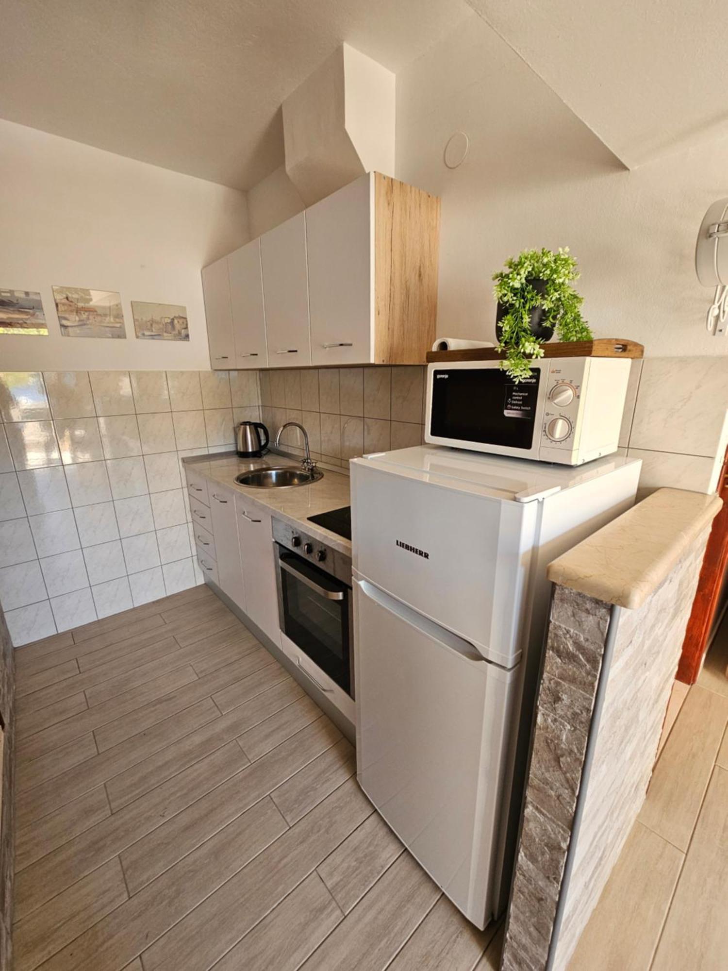 Apartments Melany Slano Luaran gambar
